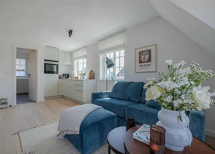 Kajuete #23 Dock 6c *