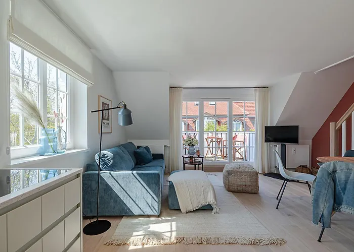 Kajuete #23 Dock 6c *